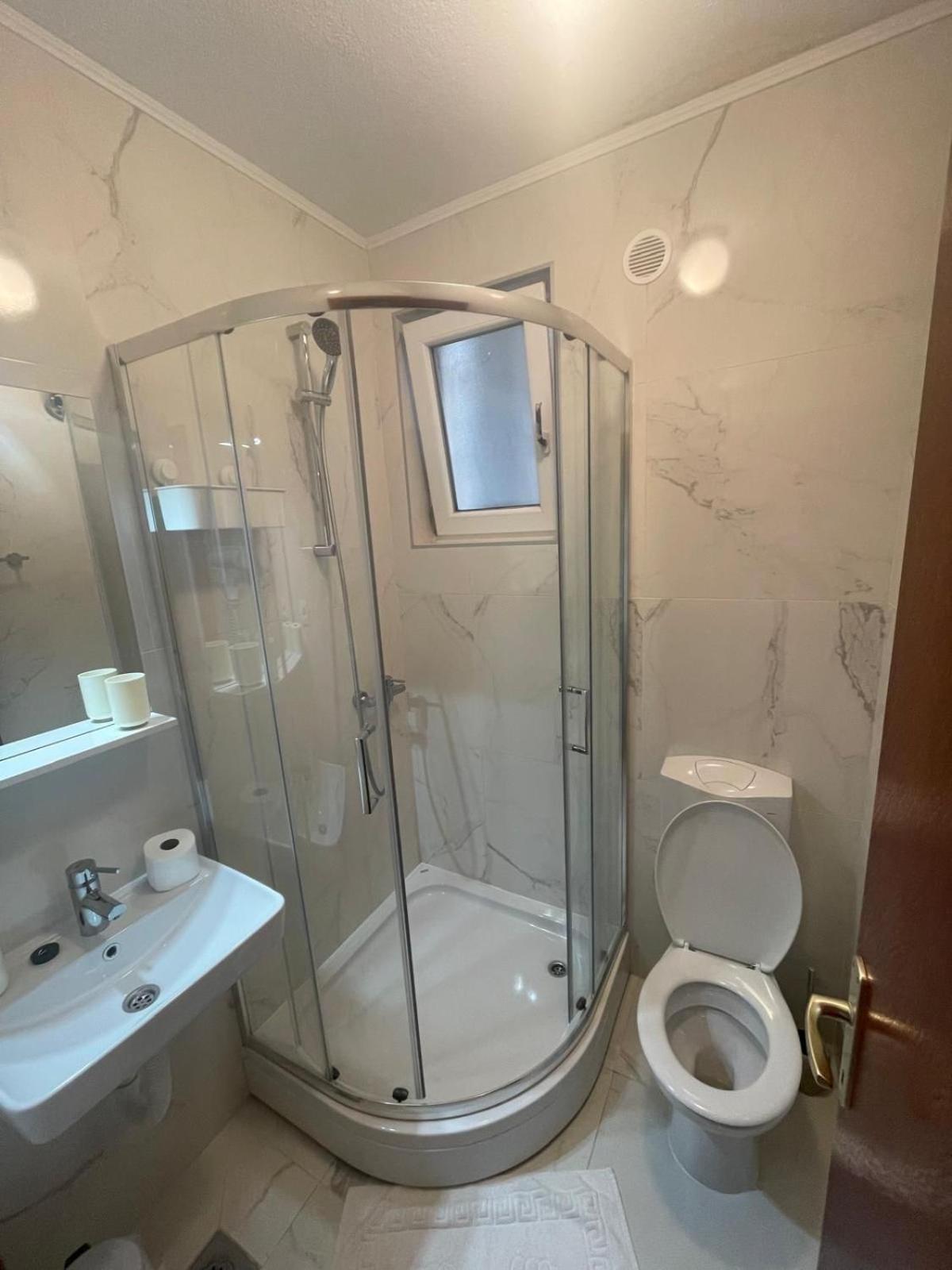 Apartments Kristic 内乌姆 外观 照片