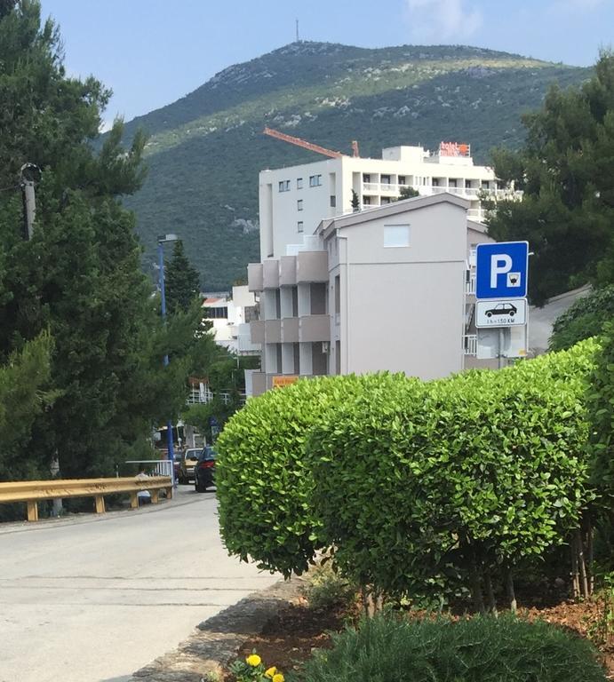 Apartments Kristic 内乌姆 外观 照片